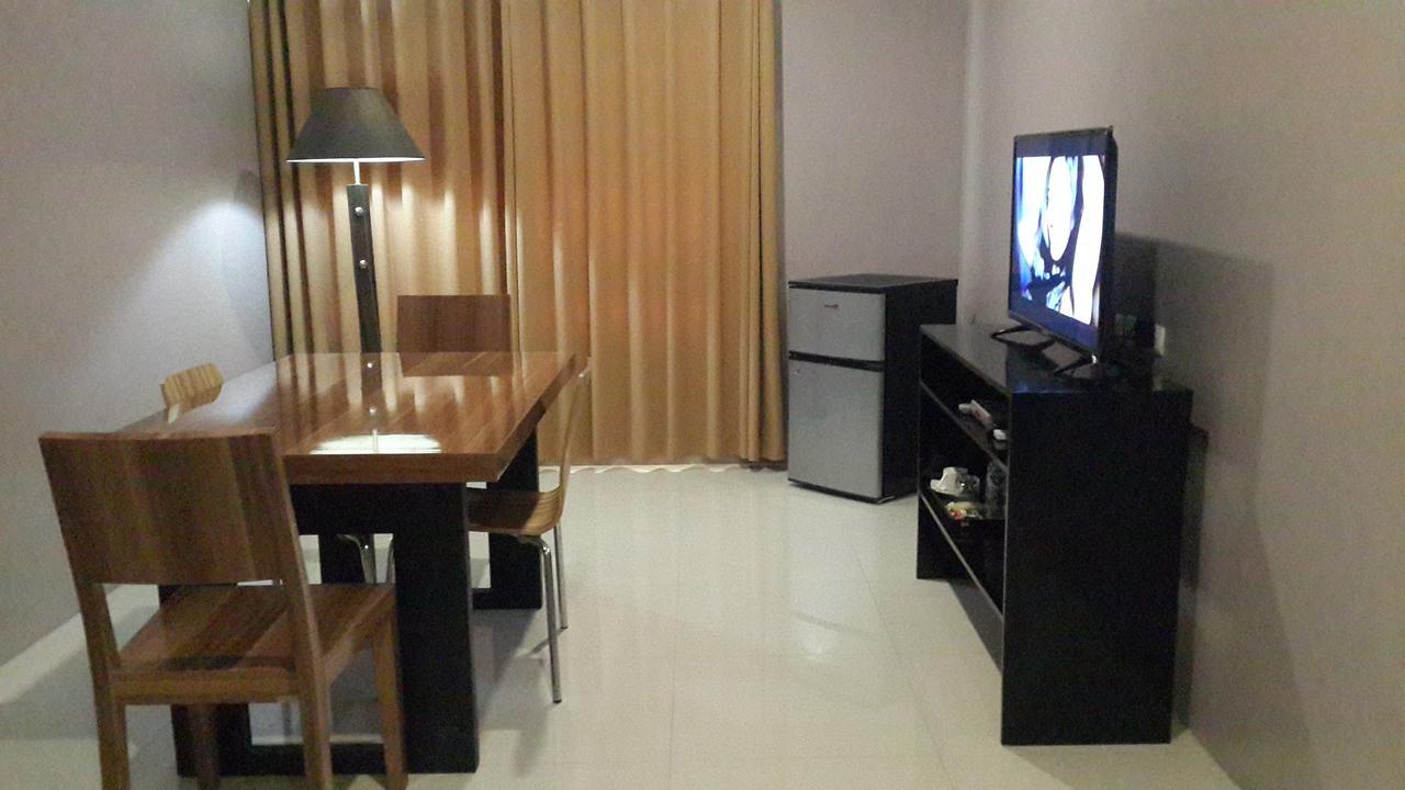 Ybc Grand Hotel Olongapo City Exteriör bild
