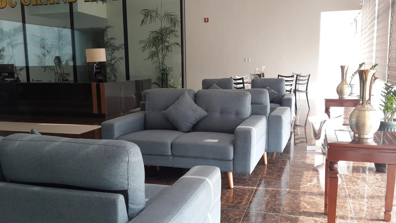 Ybc Grand Hotel Olongapo City Exteriör bild